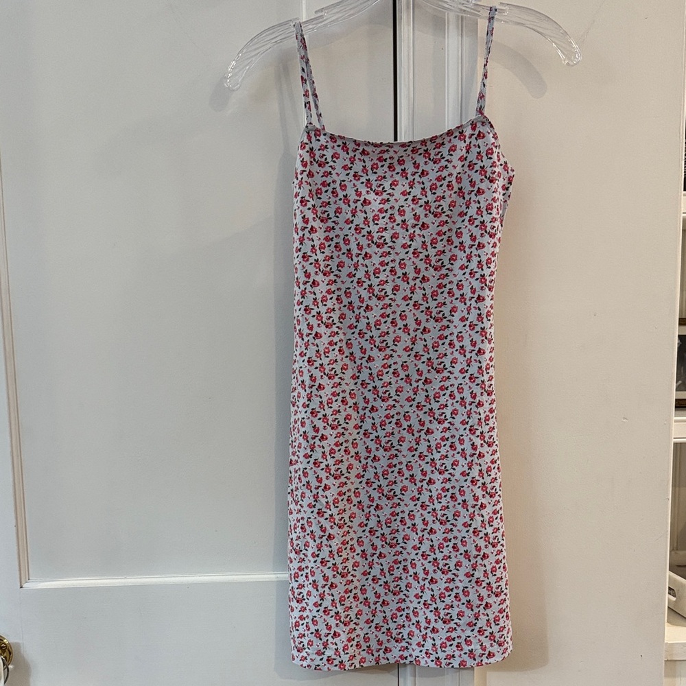 Like new. Nordstrom BP Red Floral Mini Dress